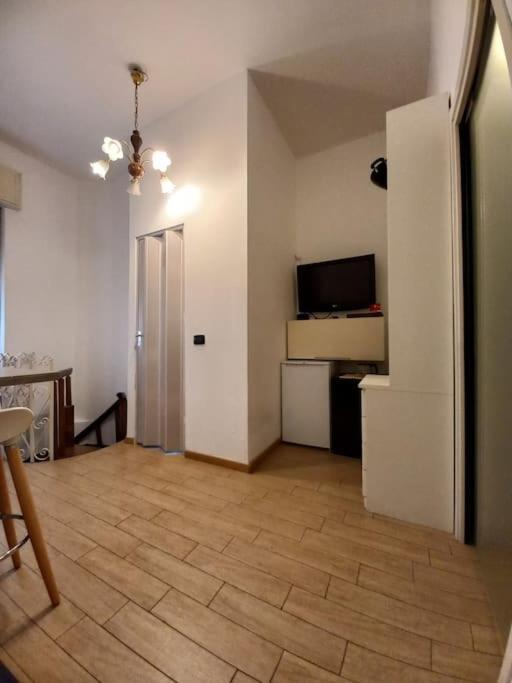 Edith Home Doccia Idromassaggio Milano Eksteriør bilde